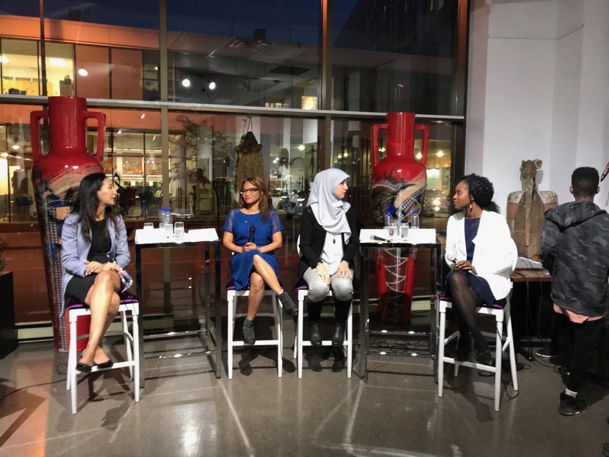 Débat organisé par Audace au féminin : le vote des femmes noires compte. Julie Séide CAQ,
Marwah Risqy PLQ,
Marie Aline Vadius PQ,
Eve Torres QS #Qc2018 #PolQc