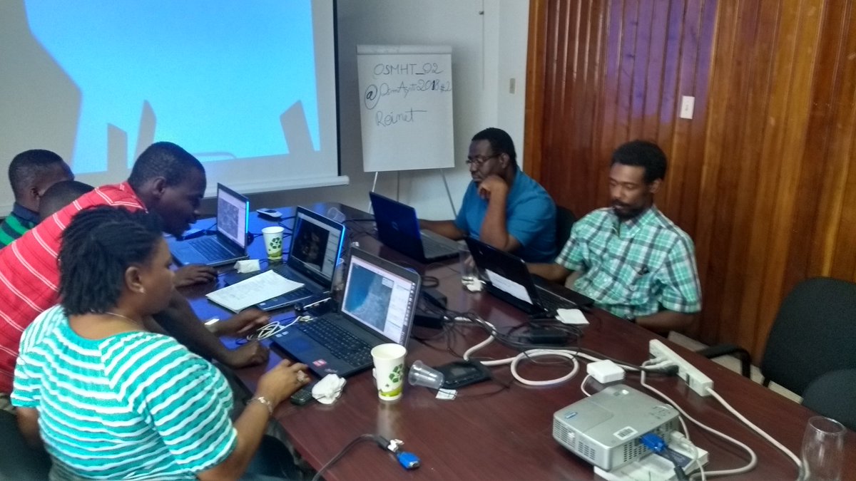 nicolas_chavent's tweet photo. Photos d'un après midi à l'#ActionOsmHaiti2018: #dataviz et gestion de données avec @josmeditor @qgis @georchestra @geonode a partir de #data #dumps et #webservices d' #InfrastructuresDonneesSpatiales #IDS @wfp #haitidata #IFL @aco_geo @humdata #OSM #OpenData #FreeGIS #map4ht https://t.co/MdO2GHE67R
