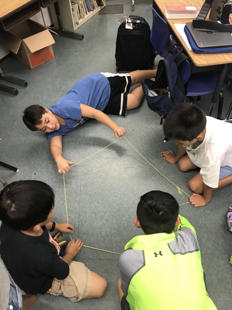 eb_desilva's tweet photo. Our Superbees doing an excellent job exploring math visually and kinesthetically. Continuing to have our students collaboratively problem solve on the journey to proving their answers. #mindsetmathmatics #growththroughstruggle https://t.co/jRpbR8Dv4Z