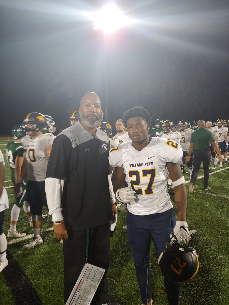 Coach__Evans's tweet photo. Got the chance to compete against one of my former players last Saturday. Always good to see kids you've coached on the next level doing what they love. #KingNation #MLKLions https://t.co/FV4iCdIkAK