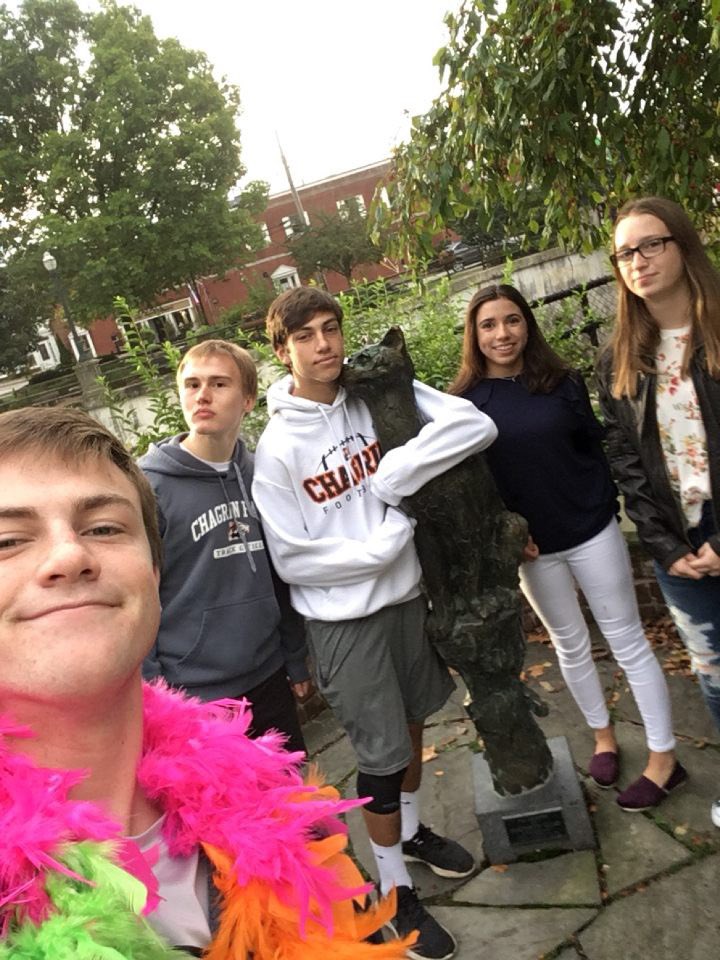 CF_Supers's tweet photo. Loved the teamwork and stylish costumes during our Scavenger ~Hunt~ at today’s retreat! 🐯 #CFEVS #SAC @Hunt_EdLeader https://t.co/lS8kvpIYRR