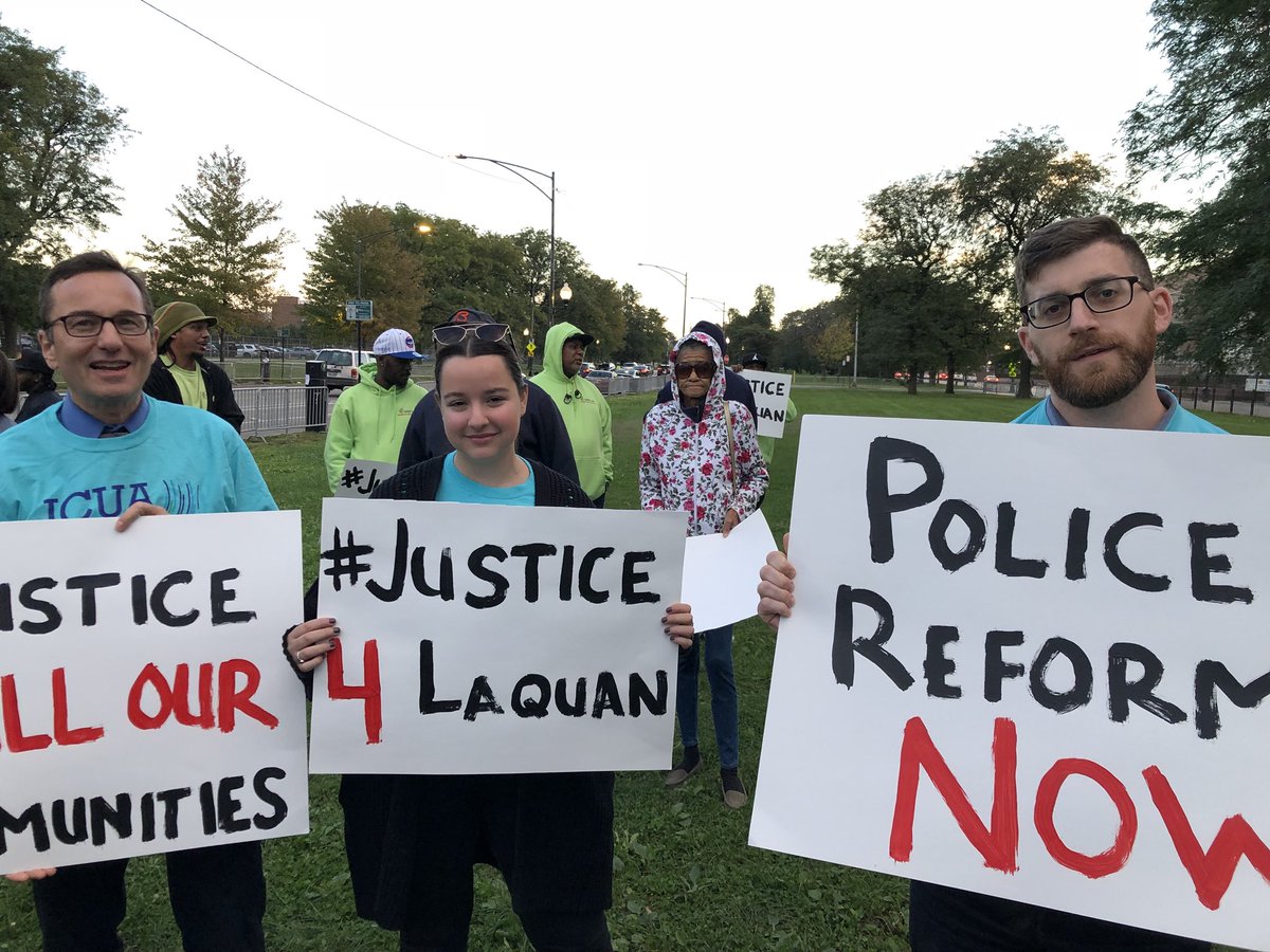 jcua_chicago's tweet photo. Chicago community groups demand #Justice4Laquan and #Justice4All in front of the Cook County Courthouse, 26th and California. Tonii of @GKMC18, “As young black men in this city, this trial and Laquan mean everything to us.” #PublicSafetyForAll #LaquanMcDonald @ChicagoGAPA https://t.co/vWN4zt0X6t