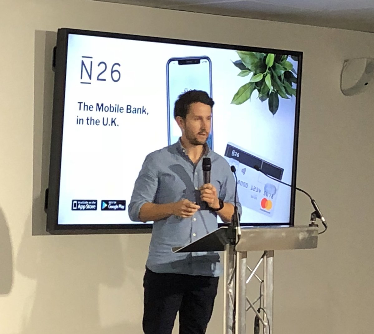 betneval7's tweet image. #LONDONFINTECH «  N26 presentation of the bank of the future » @essec @essecalumni