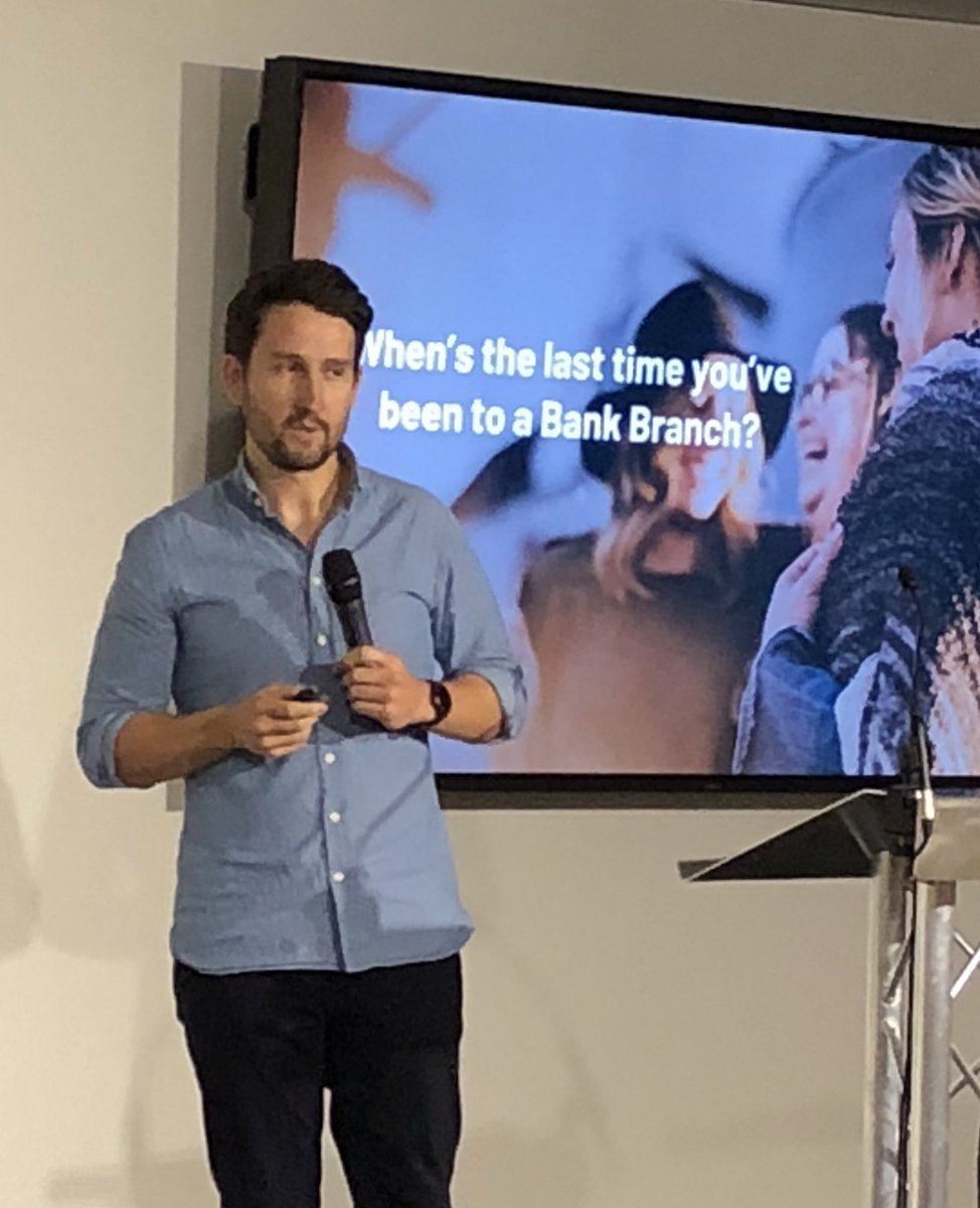 betneval7's tweet image. #LONDONFINTECH «  N26 presentation of the bank of the future » @essec @essecalumni