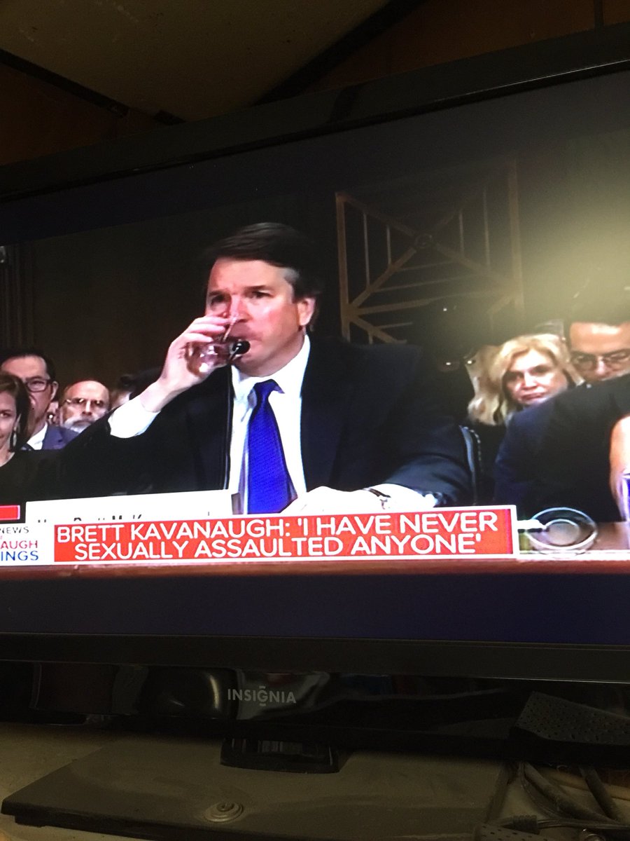 jeepyster's tweet photo. @ChristinaP @tomsegura I think we have a new #waterchamp https://t.co/AuBeOK9yHI
