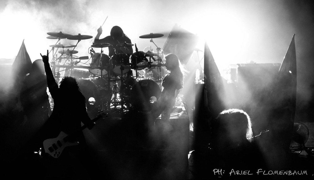 archenemymetal's tweet photo. #Throwback to the last time we played in #Argentina! 🇦🇷And guess what - we'll be back SOON! 😎Check the dates & get your tix at https://t.co/NK5bt9lDzN 🤘
#tbt #archenemy #willtopowertour #wareternaltour #tour #latinamerica #southamerica #live #ontour https://t.co/vFahC47YQw