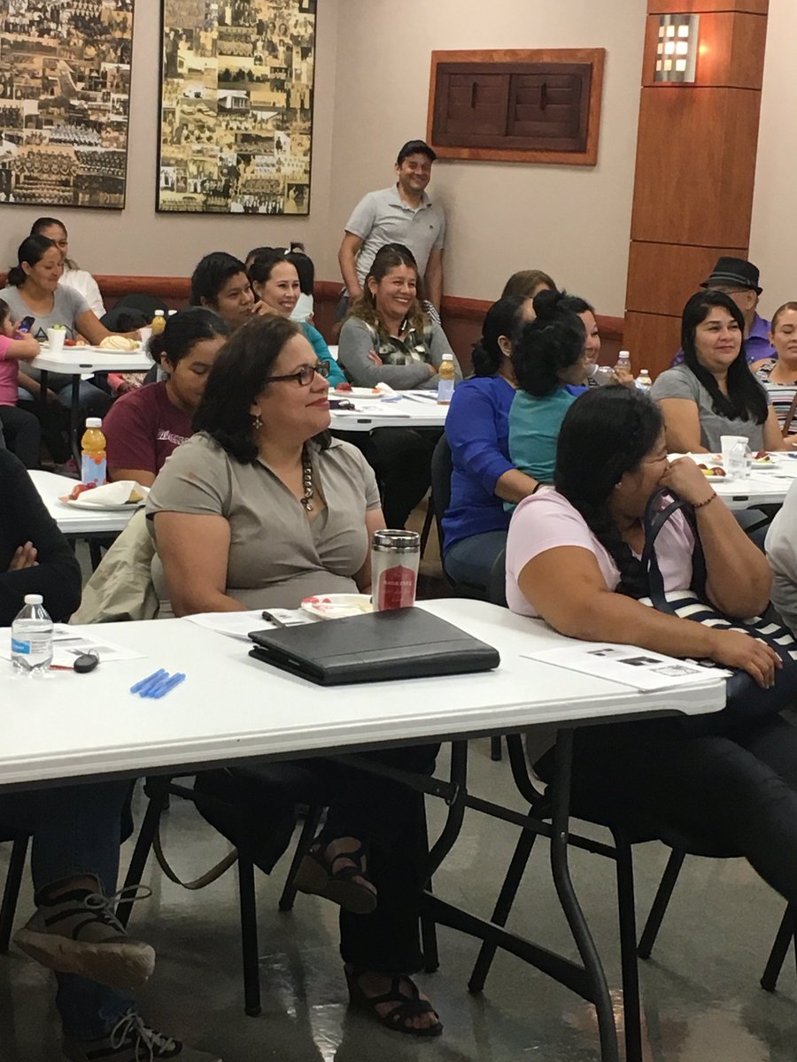 LFCISDFamEngage's tweet photo. Dynamic morning presentation for @LosFresnosCISD Ps. Mrs. Valenzuela, MEH delivered an engaging &amp; motivational presentation on the Power of Vision.  Our @LosFresnosCISD Ps are ready to set future goals! #LFfamilystrong #CISCC https://t.co/lZOPZRK5e8