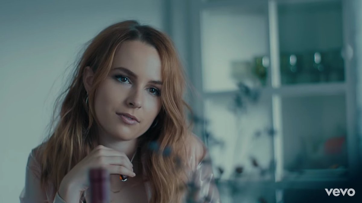 ddltaeguk's tweet photo. @bridgitmendler 2 years of #AtlantisMusicVideo omg time flies๐ญ๐ฑโค๏ธ this video is still one of my favs,is artโจ "Our love sleeps with the fishes" https://t.co/cECH8Ha1uO