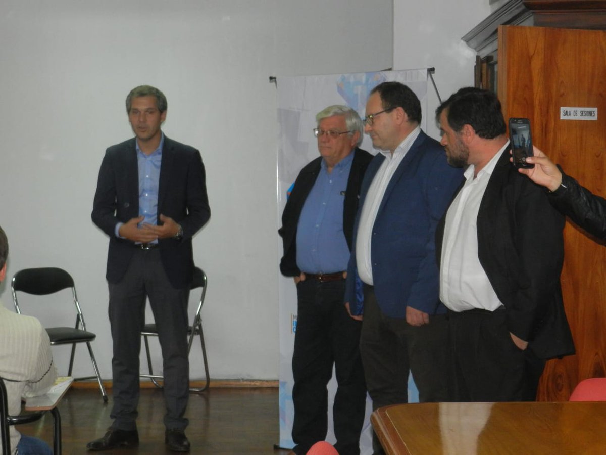 almaceneroscba's tweet photo. Felicitaciones a los nuevos Emprendedores que integran la 3° cohorte de #IPEC2018 Gracias por sumarse a este gran desafío, que asumimos y desarrollamos, codo a codo, con el @MICyM_Cordoba del @gobdecordoba y que apuesta al desarrollo y al éxito comercial! https://t.co/whY0o28vj7
