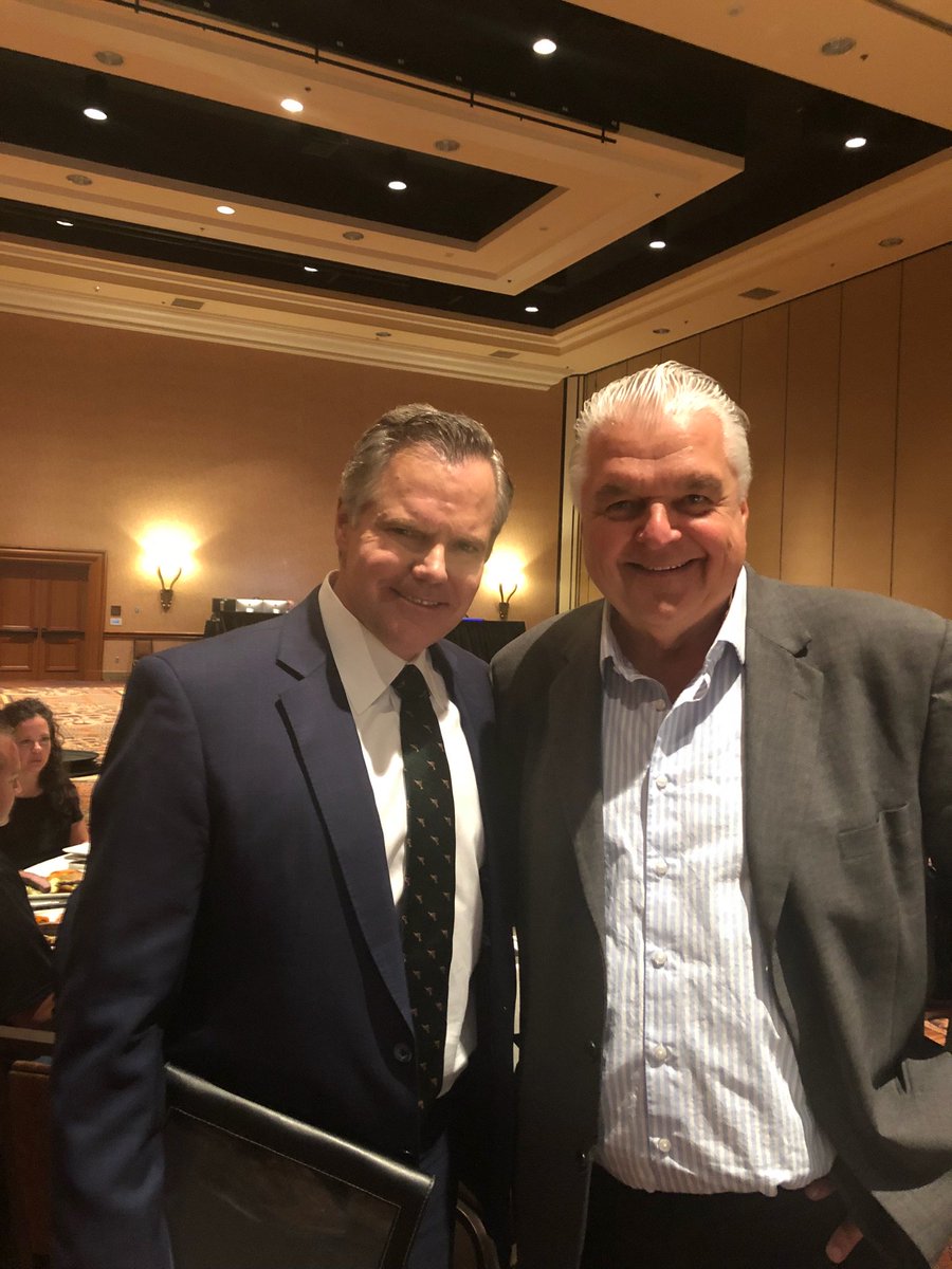 SteveSisolak's tweet photo. Great event honoring the leadership of @MGMResortsIntl CEO &amp; Chairman Jim Murren. His vision hasn’t just moved Las Vegas forward — it’s moved our whole state forward. #NVGov https://t.co/fxC9QZ7Re2