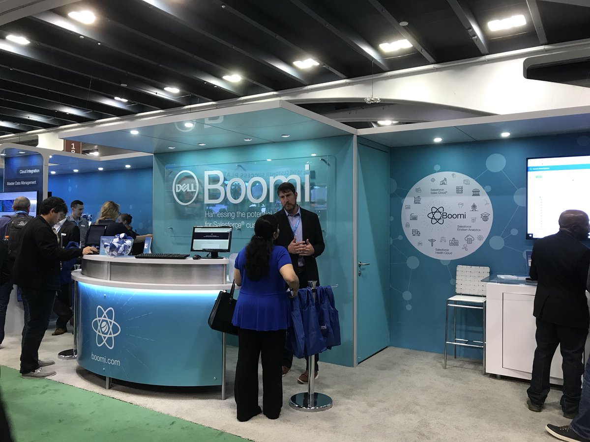 Liking the clean lines of the @boomi Dreamforce booth - Dell Boomi helps #Salesforce customers harness the potential of their data with low-code integration. #iPaaS #integrationcloud #DF18