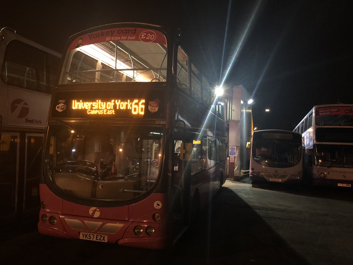 MarcBichtemann's tweet image. Next part of the shift, helping the @YourBusYork team of drivers with #freshers2018   These guys have had a busy week! Well done to you all and Thank you!