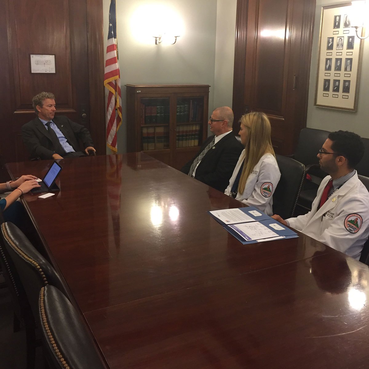 KYCOMatUPike's tweet photo. #KYCOM Dean Dana Shaffer and our students Mustafa Basree and Jenna Sturz are on Capitol Hill today discussing Graduate #medical education with legislators including Kentucky Senator Rand Paul. #SaveGradPLUS #SavePSLF #COMDay18 #UPIKE #Pikeville #osteopathic #medstudentlife https://t.co/uJRpKwkll3