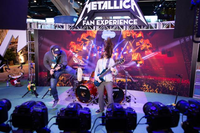 adage's tweet image. Metallica says it's using Salesforce, then rocks out at Dreamforce bit.ly/2Dy2pik