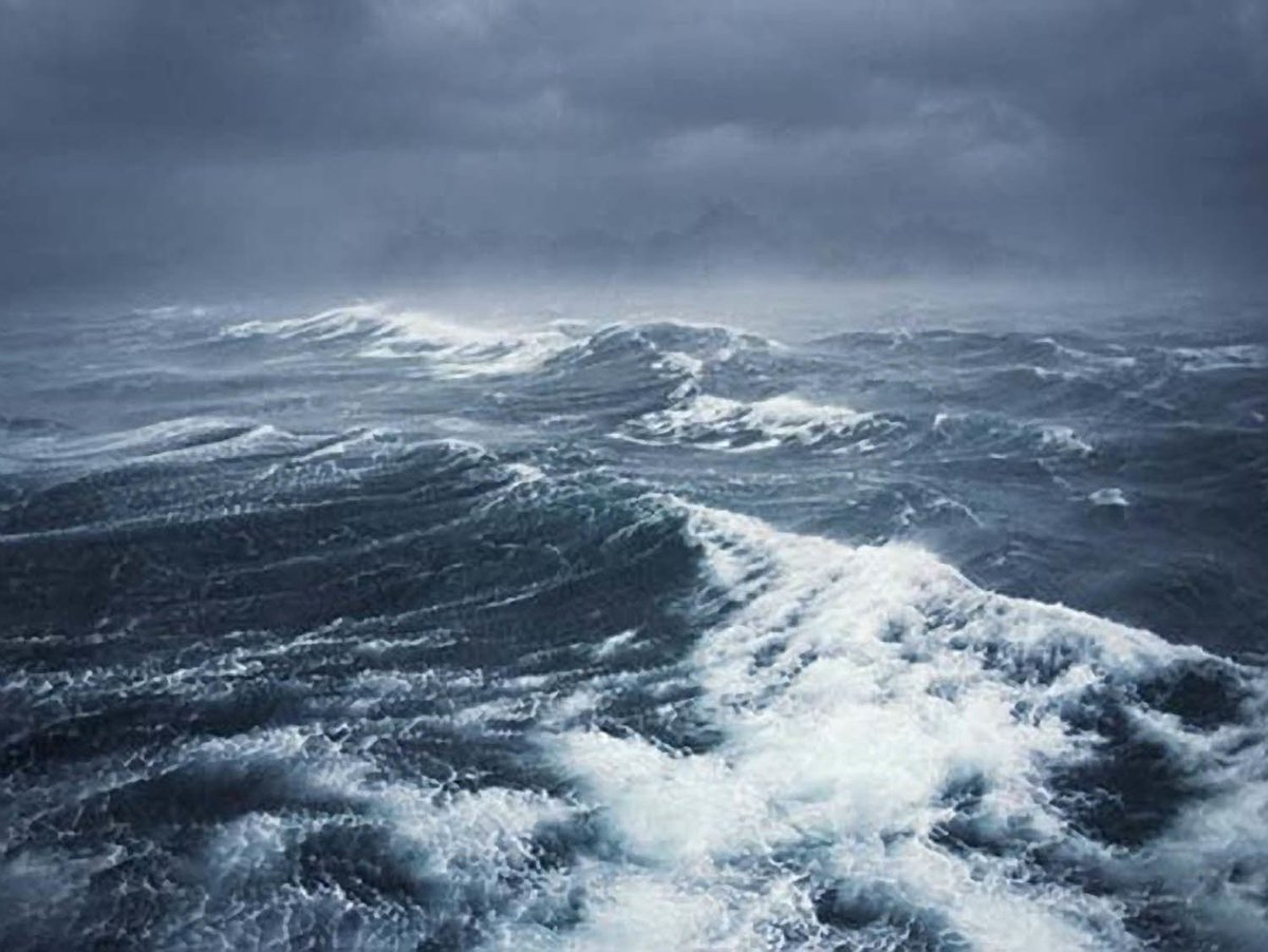 CNC3TV's tweet photo. Met Office issues hazardous seas alert | CNC3 https://t.co/FEUcjJMSep https://t.co/80tyUqpTMi