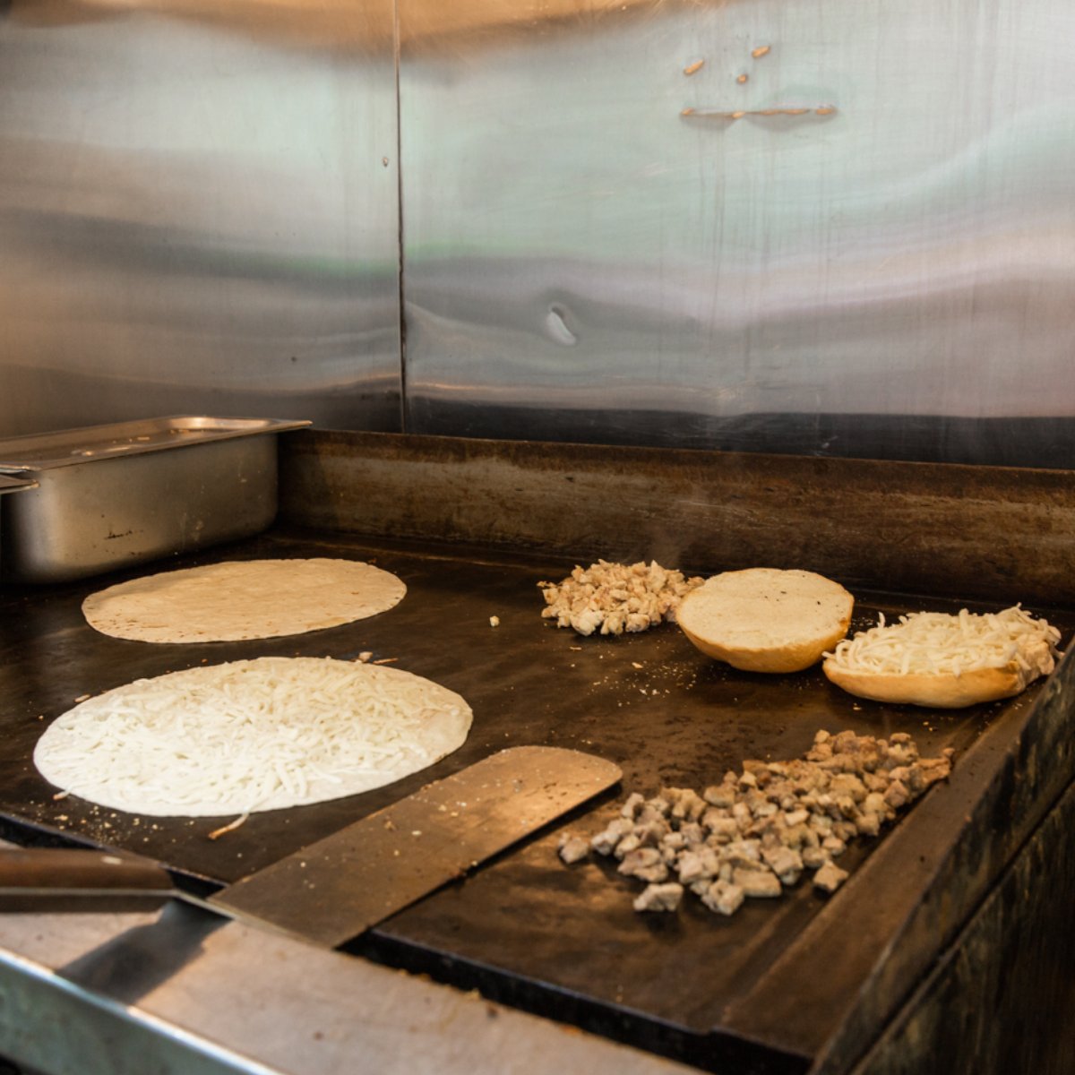 BorderAcross's tweet image. Fresh and fast. That's our promise to you.