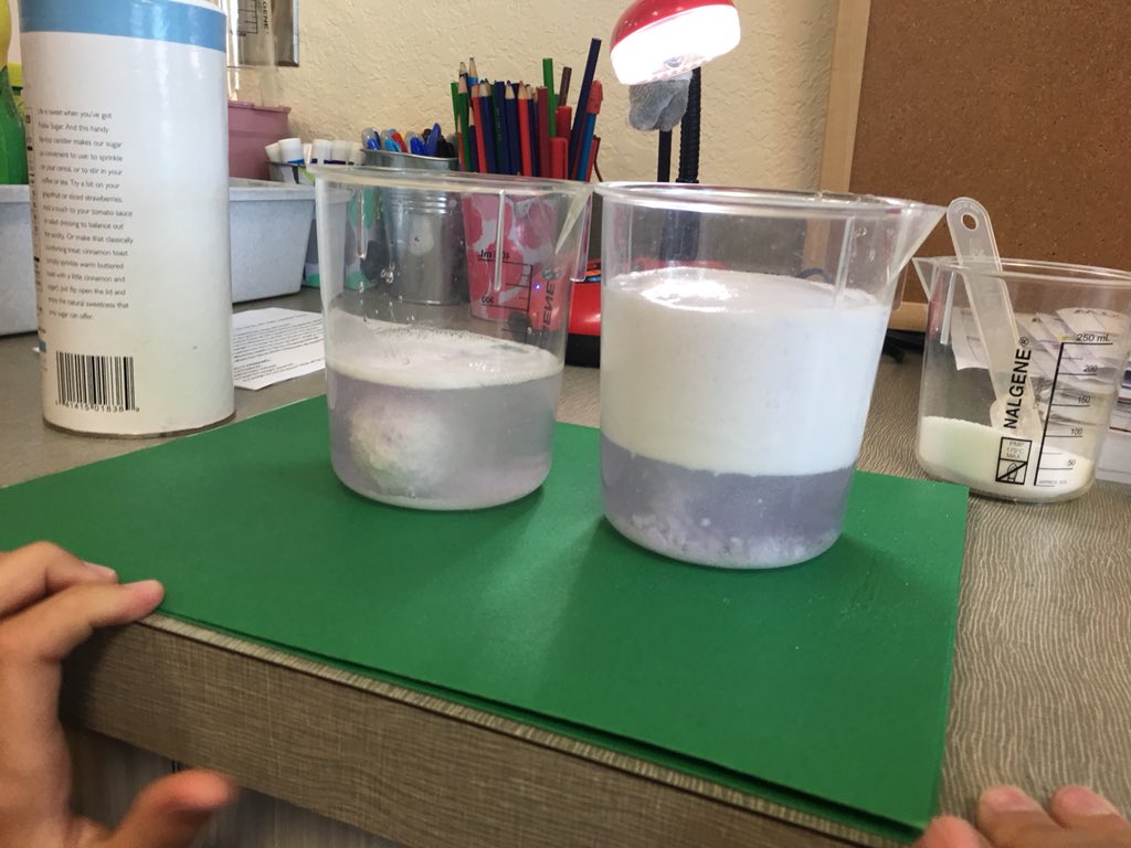MrsQuadagnoTCS's tweet image. Ss observed how surface area of a substance affects the amount of time it takes for it to dissolve. #5thLearning #5thScience #TCSscience #Dissolve