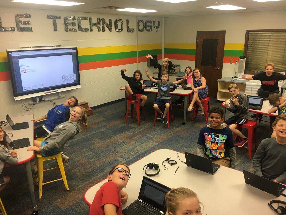MrPicard_HES's tweet photo. One of the best parts of our new #HESTech space is the ability to configure the room just the way we need it. Whole group instruction on Gmail with 5th grade today. https://t.co/yQswwDvhMW