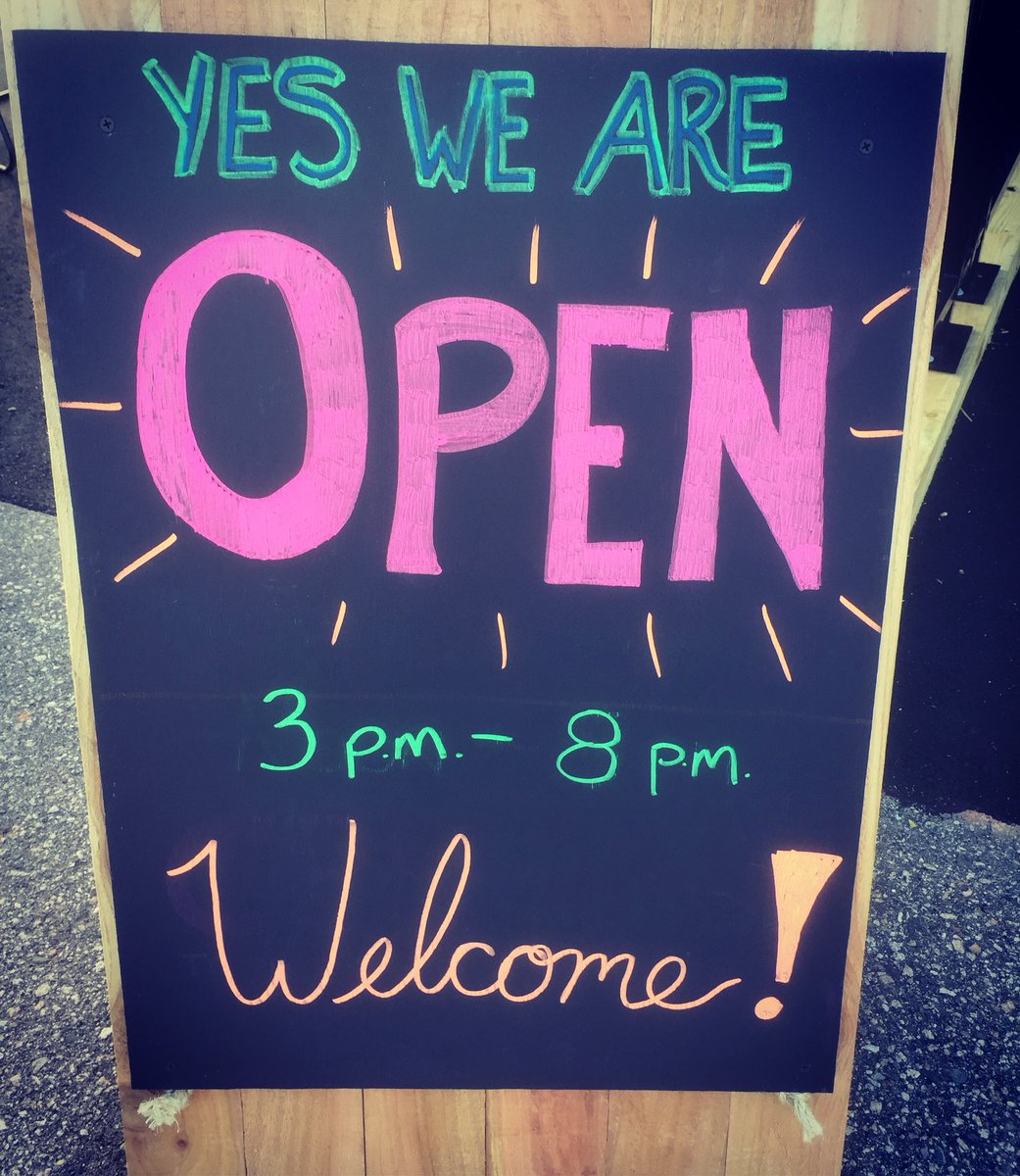 We’re here till 8pm tonight.  Come down to CPB and say hello... and stay for a cold one.
#beerme #mainebeer #ThirstyThursday #maine