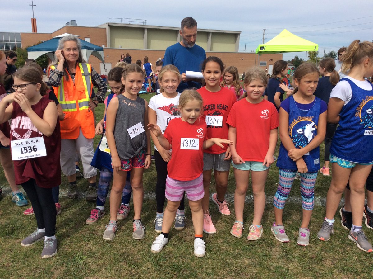 MrsHMerry's tweet photo. Congratulations Sacred Heart School on an amazing day at the Cross Country Finals @rockwoodheart https://t.co/KWSisRTb1j