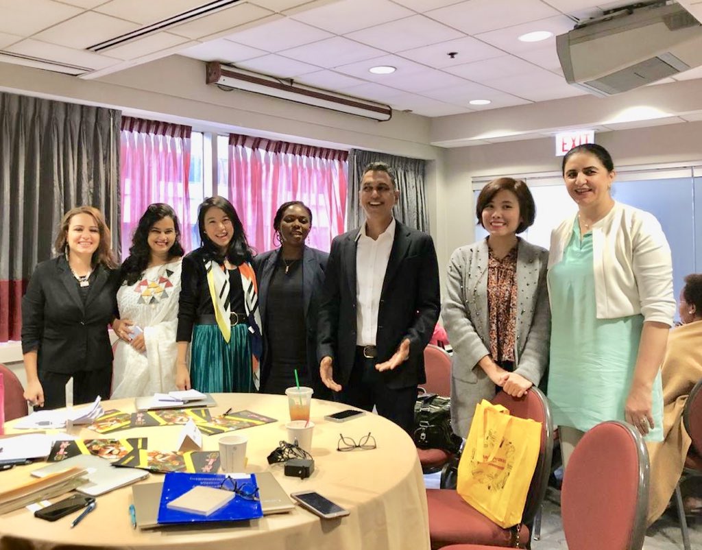 goelpiyush's tweet photo. Humbled to be part of the #worldchicagoday initiative as a Mentor to share and learn with the Mentees assigned to me! A solid group of smart women entrepreneurs visiting from all around the Globe #eochicago https://t.co/B3urnDaKuL
