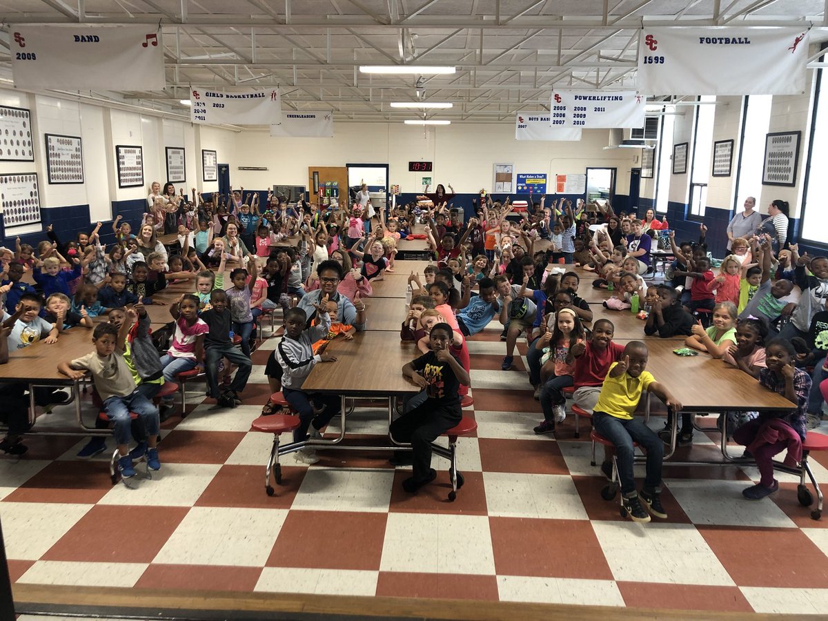 ValerieBritte's tweet photo. We enjoyed the presentation by the Forest Public Library today! Our children loved Olivia!!! @SCRebels2 https://t.co/AkIs2nSniG