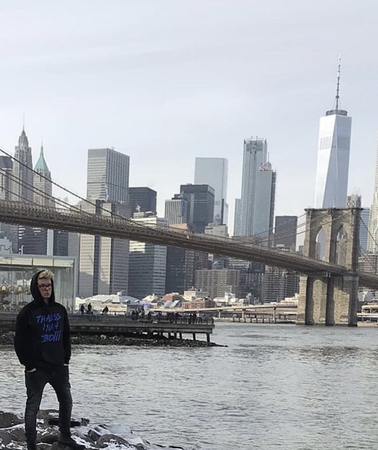 Be A Maverick tweet media