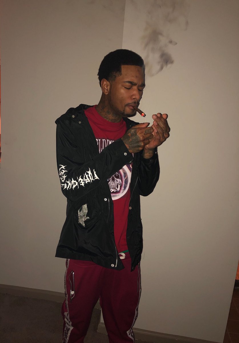 _slimesito's tweet photo. I’m back #Blanco https://t.co/N1MDDmztFB