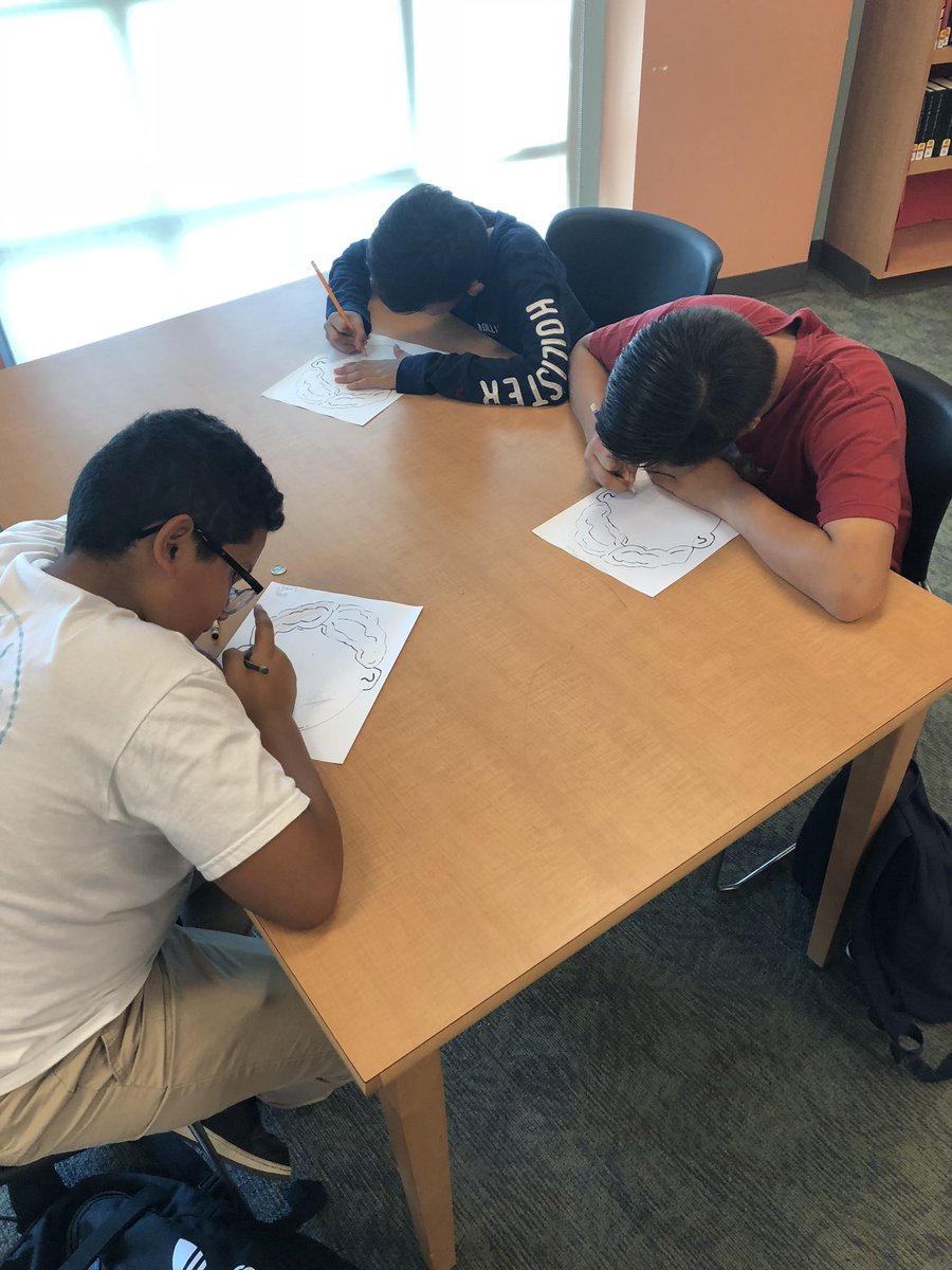 AzaliaROP_CJUSD's tweet image. @JBMS_CJUSD Mr. Buenrostro’s 4th and 6th Period Classes Writing Down What They Like and Where They See Themselves In Future Down #ThinkingAboutFuture #BrainMaps