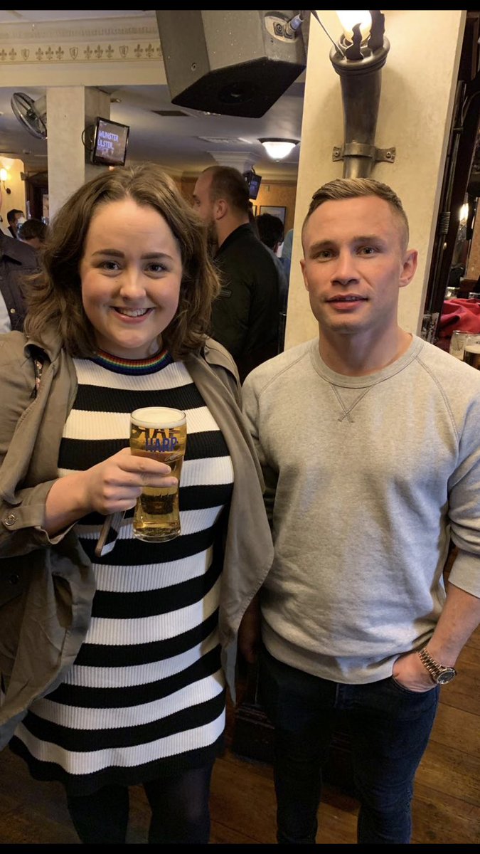 clionamcsherry's tweet photo. When @RealCFrampton pours you a pint 👍 Great craic at the Errigle tonight #PureHere https://t.co/WjAV7LoRy9