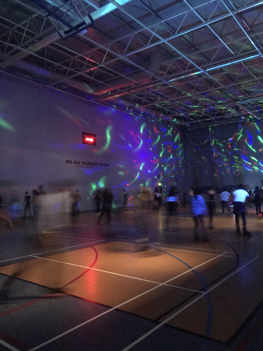SportShamira's tweet photo. Great vibes at the UV Rollerdisco @warwicksport #welcomeweek2018 #activecampus https://t.co/0r6wAbQHJg