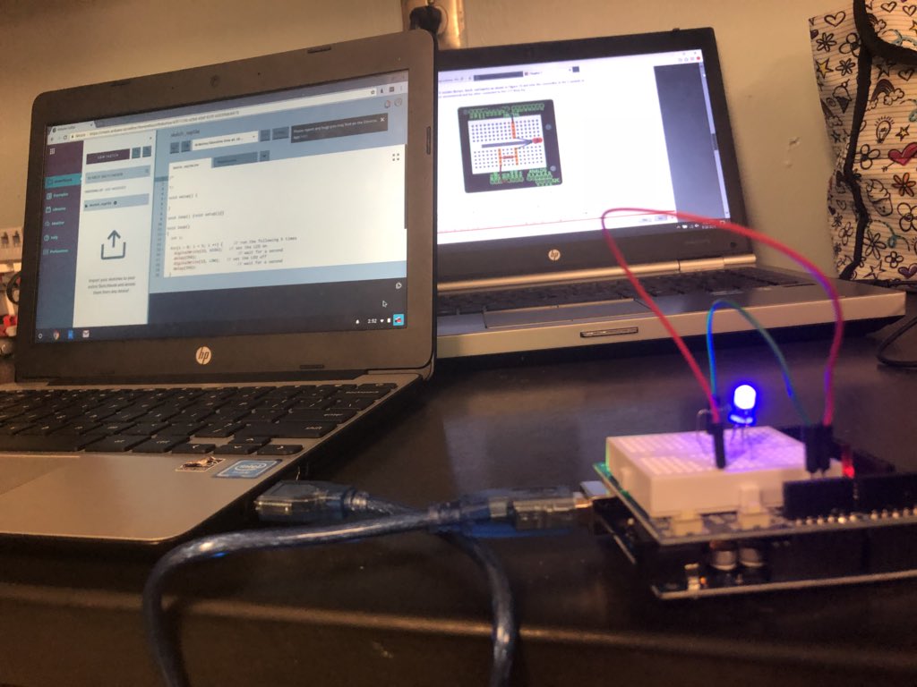 MrHopperatSGA's tweet photo. Revere Razor Robotics students learning the ropes of the Arduino Boards.  @RevereMS @HISDChoice https://t.co/cer3Lem8pR