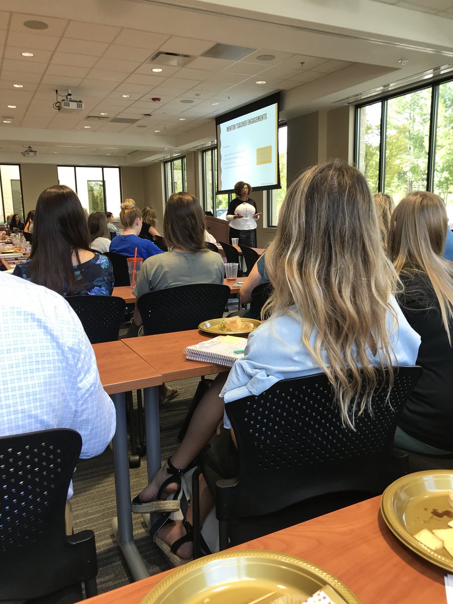 pietkiewiczm's tweet photo. At the Mentor/Induction Teacher Reception with Melissa Beauchamp! #FM21InductionRocks https://t.co/3rWw78MwED