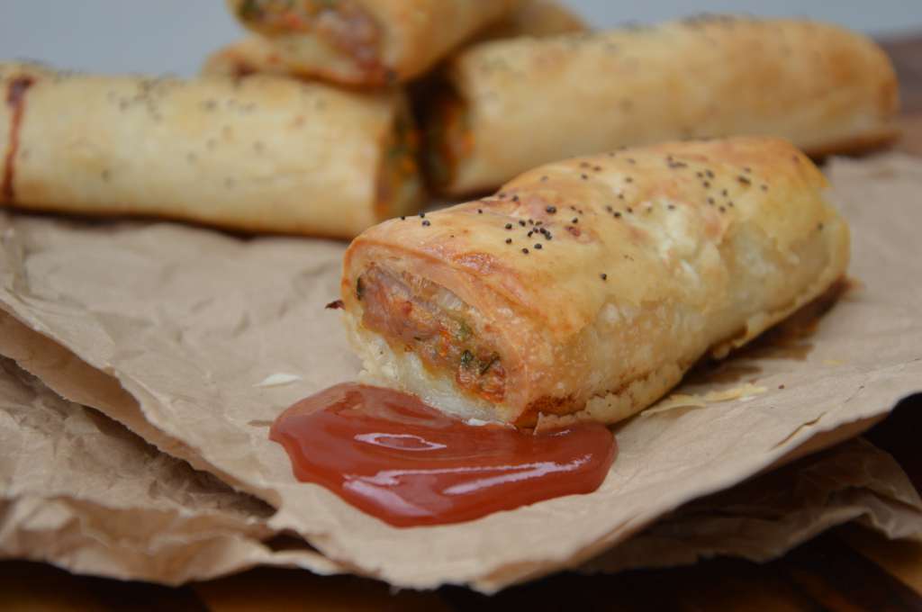 fussyfodmapper's tweet photo. Low Fodmap Pork &amp; Carrot Sausage Rolls https://t.co/vfhHQdH91b https://t.co/EkSGbAMWEp