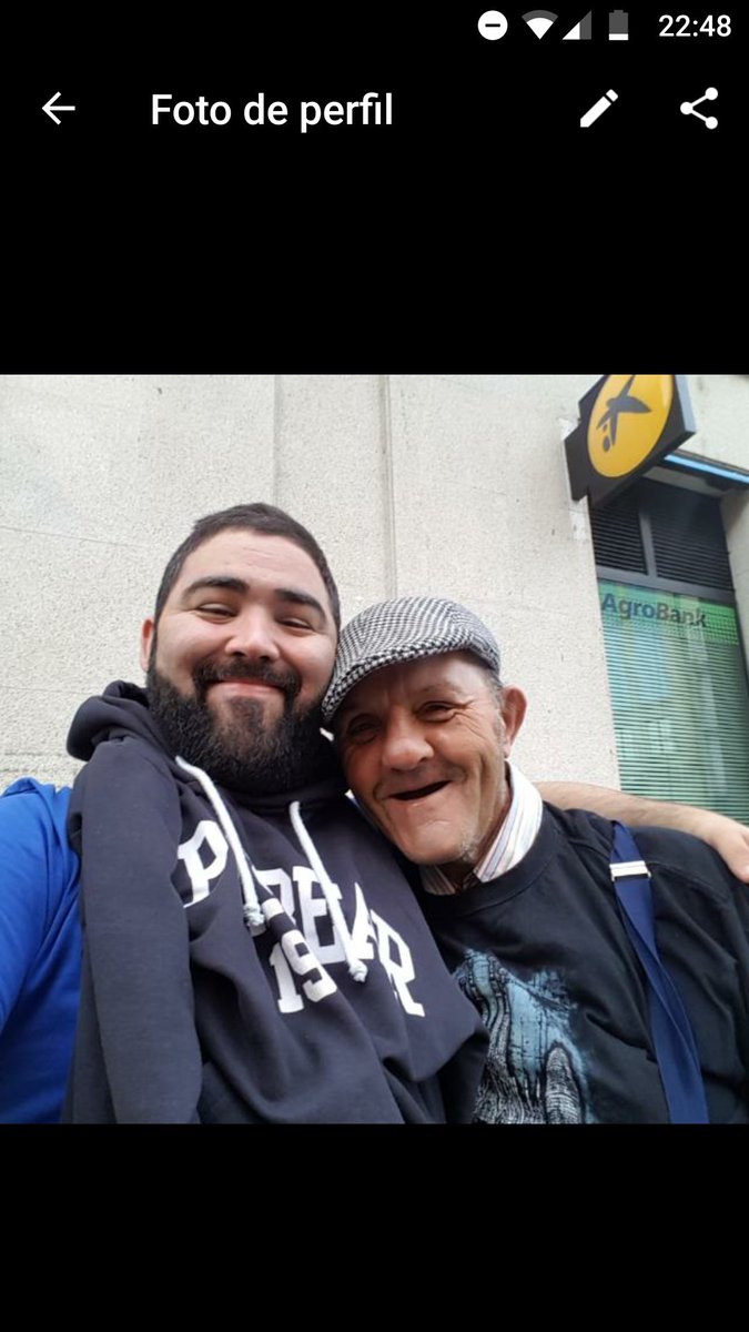 bimboangazo's tweet photo. @RobertoVilarTV @TVGalicia #LandRober130 servidor con anibal lecter en chantada😂 https://t.co/hS09iSAmBV