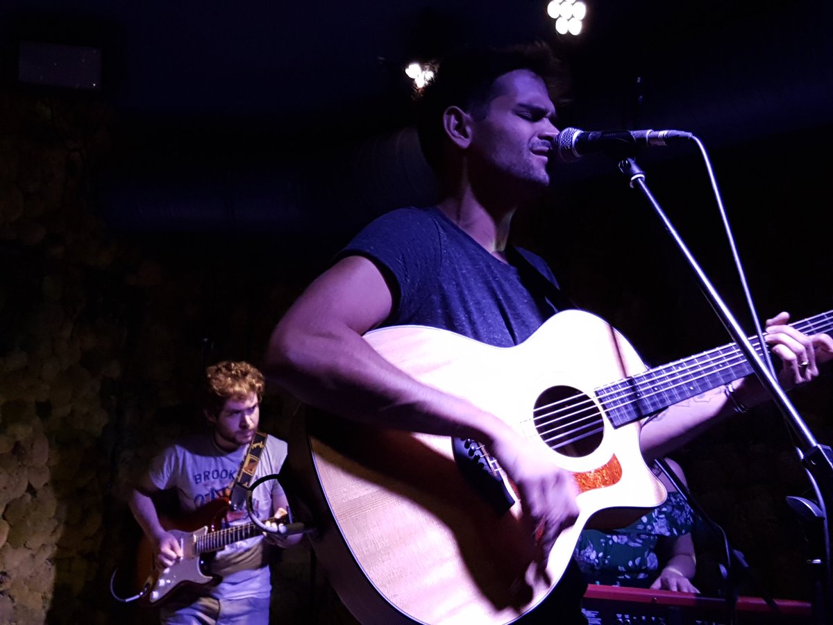 nelkatz's tweet photo. Excellent show tonight with @AllmanBrown & band, including excellent support from #lukenoa! That Skinny Love cover was great + unexpected ❤
Thanks for the suggestion @taylorstrege! https://t.co/MBo3fpSSsl