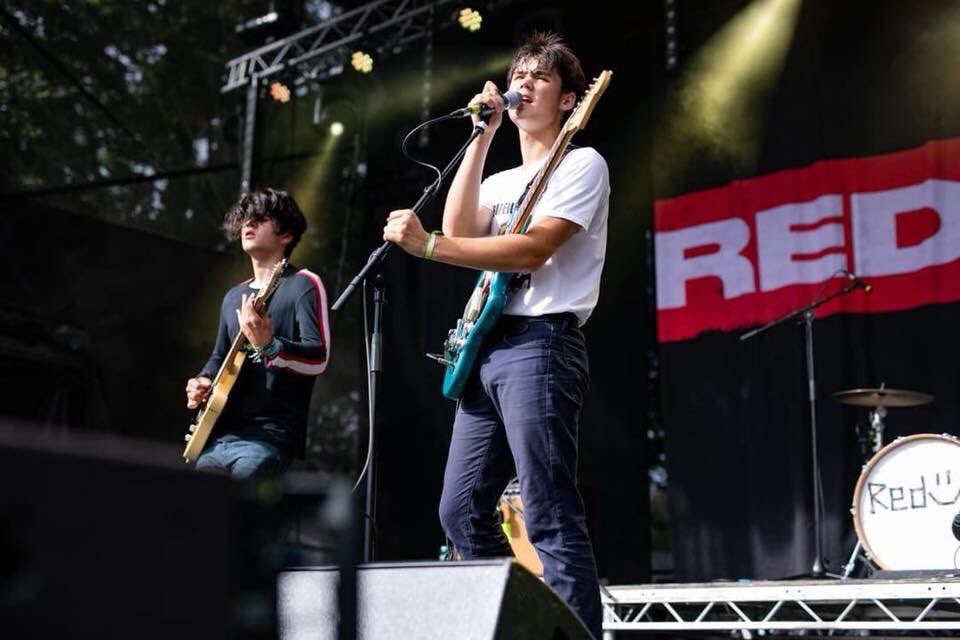 JohnOxley777's tweet image. Discover this brilliant song &amp;amp; video #Messed_Up_Feeling 
By Sheffield’s amazing #RedFaces ( @RedFacesMusic )
Garage Pop!
RedFaces - Messed Up Feeling youtu.be/5QNC7m_2OrQ via @YouTube