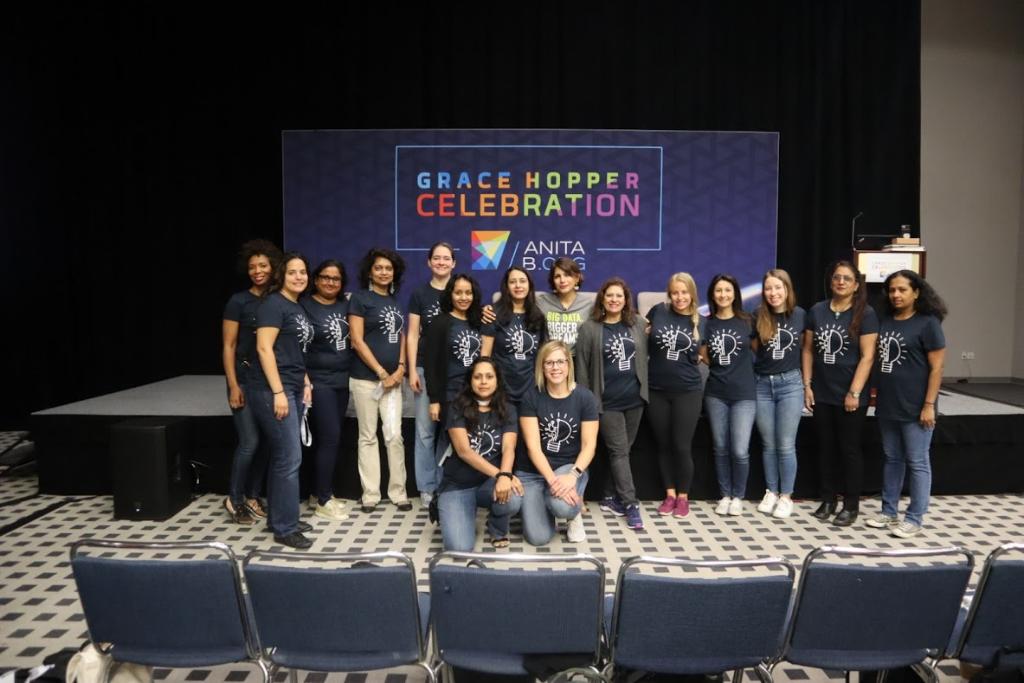 CitiCareers's tweet photo. 👋Stop by our Citi booth #5920 at Grace Hopper to learn about all career opportunities across #technology and get a personalized 3D selfie gummy candy.  https://t.co/pS2q3m0BFu https://t.co/4SZ12MBLMy