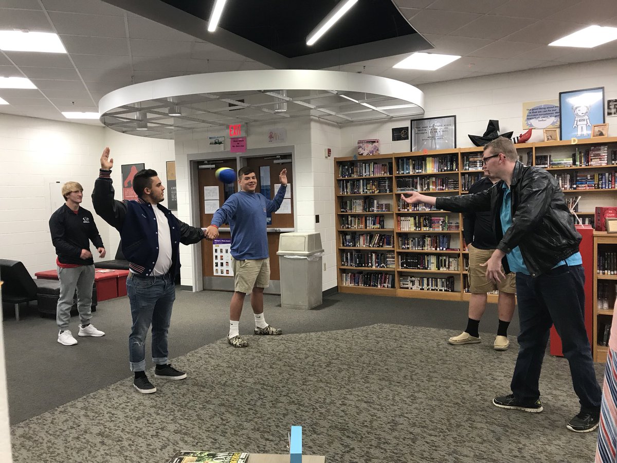 RCHSLibrary's tweet photo. The Laker Library was so excited to have members from the football team participate in library activity day today. These senior players read a book to students & organized a football field goal activity. Thank you Ben, Jordan, Anikin, and Nick for being so awesome! #lakerlibrary https://t.co/pxwHmiRSi9
