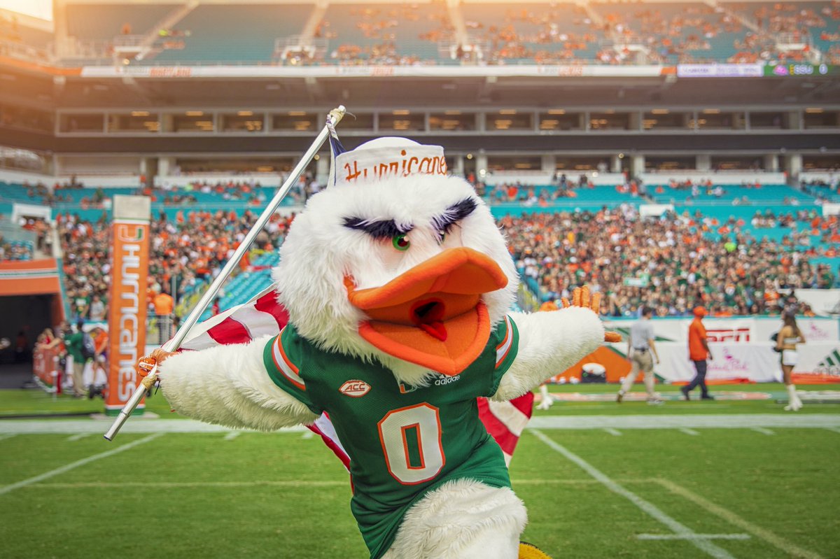 univmiami's tweet photo. M-I-A-M-I, Fight, Fight, Fight! 🙌 
#gameday #beatunc #umiami https://t.co/llYUR5sK3Y