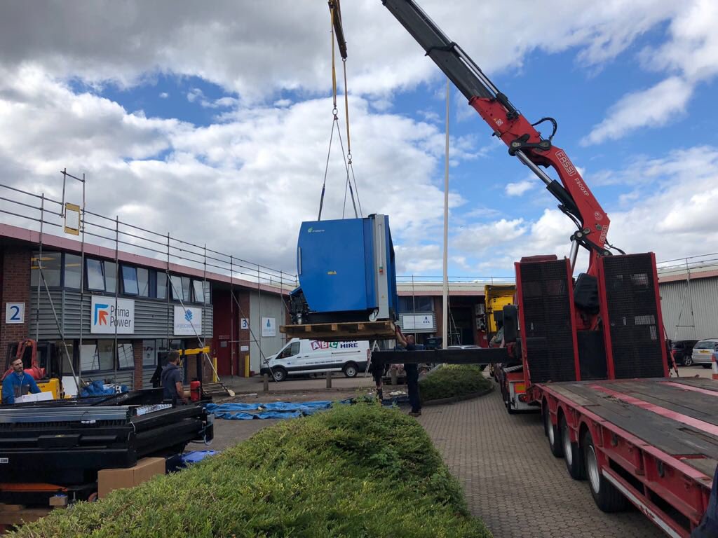 MacTransServs's tweet image. Another professional laser installation.#machineinstallation #factorymove #laser #cranelift