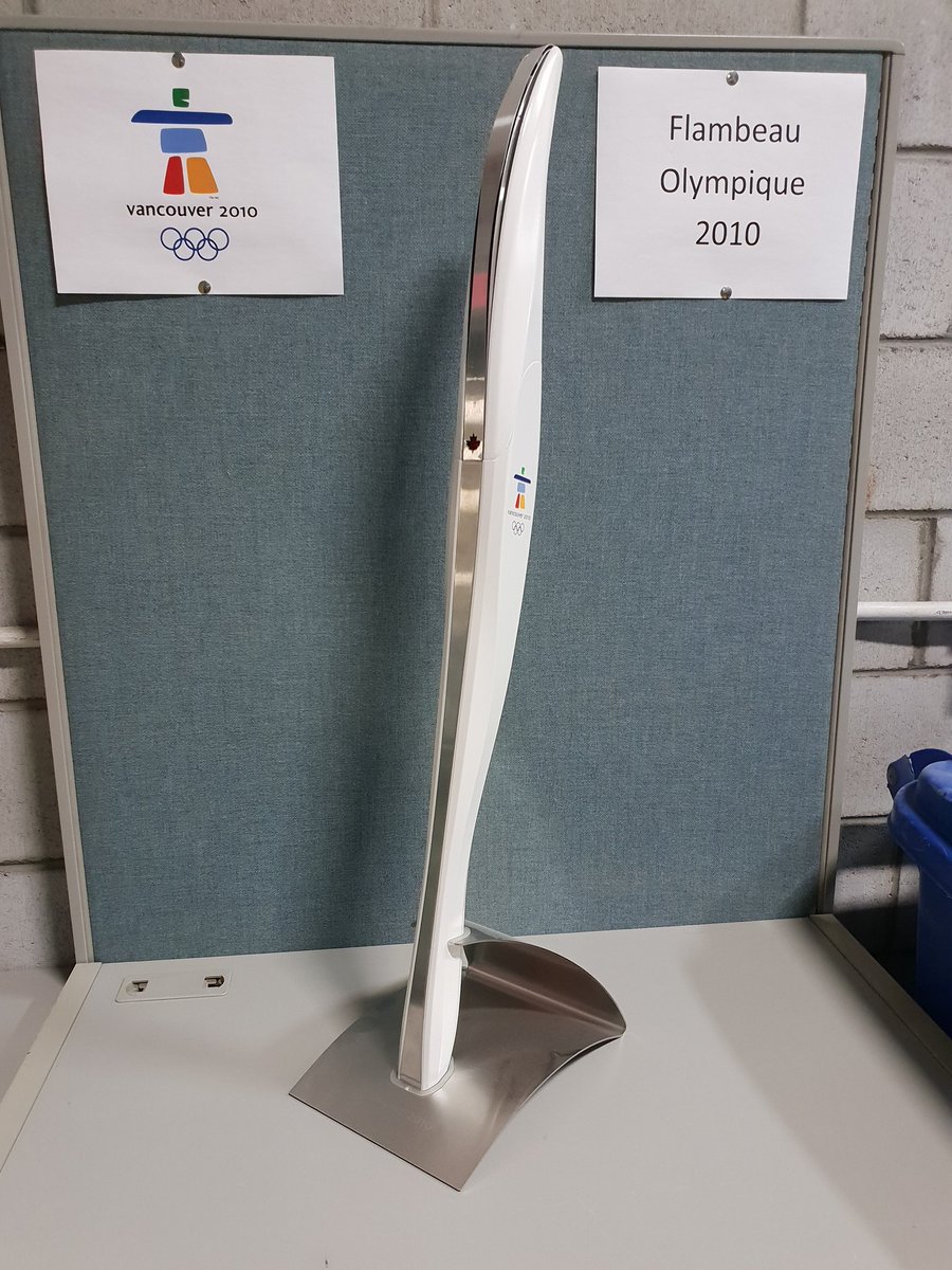 davoust_b's tweet photo. Visite du CTGN (centre des technologies du gaz naturel), centre de recherche qui contribue à l'innovation énergétique au Québec.
NB : Gaz de France a été actionnaire du CTGN à l'époque...
#LearnexGRDF @pauline_vitte @GRDF https://t.co/2f4r8pEKlO