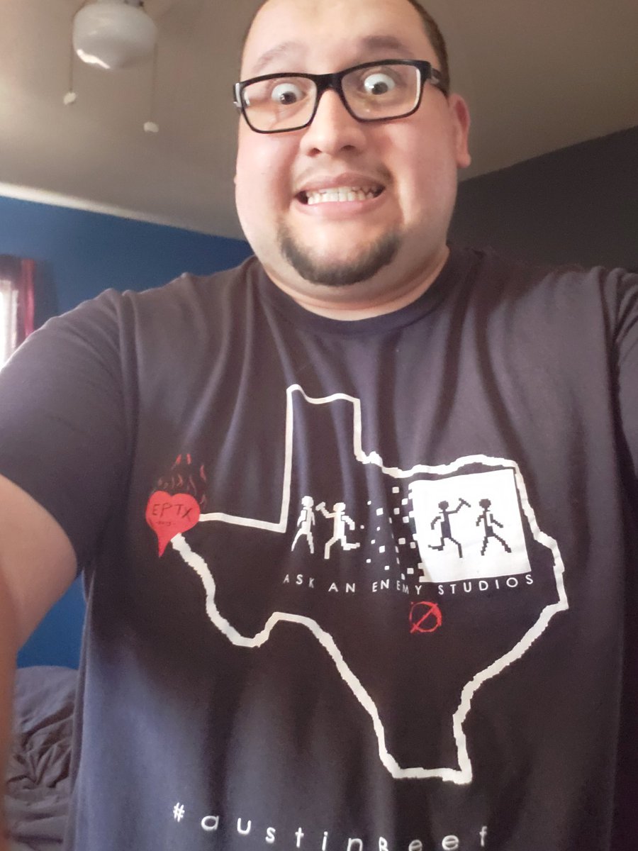GeneralReeder's tweet photo. Rocking that @askanenemy merch!! Gotta rep local talent! #ArcadeIsNotDead #ISuckAtSelfies #PumpkinSpiceLevelSelfie #StalkerCorral https://t.co/cnMMdcuwUy