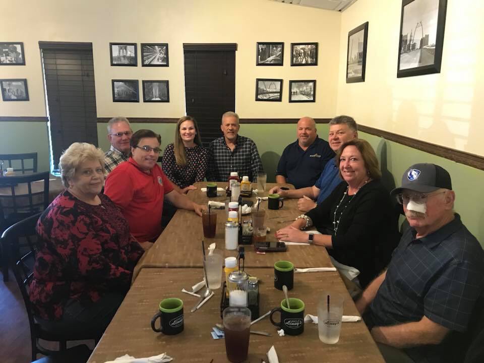 bristowforrep's tweet photo. I had the opportunity to sit down with local mayors along with @Rachelle4Senate. We had a productive discussion about working together to help our constituents! https://t.co/0YLUZ3BtTw