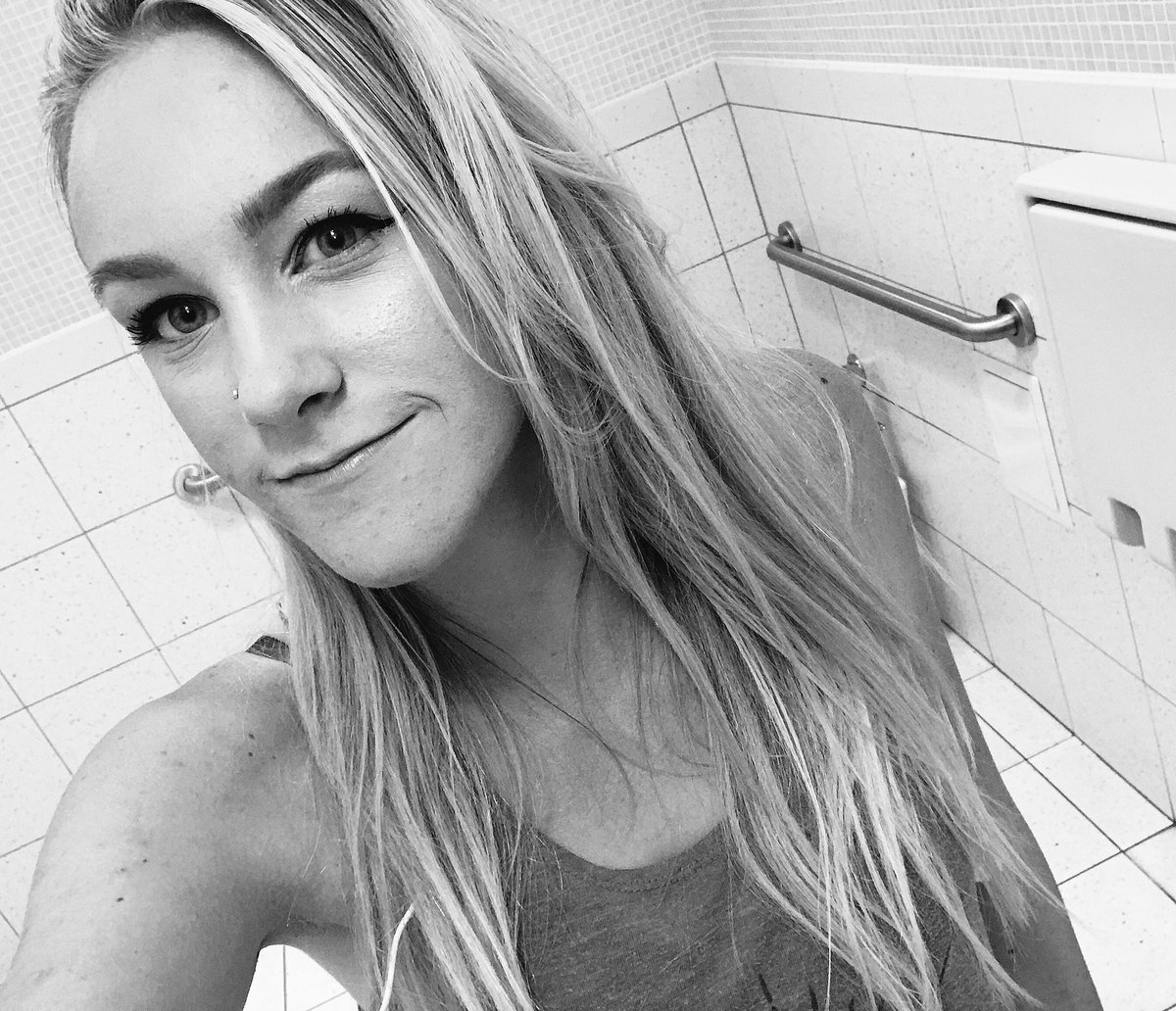 laurenlaird16's tweet photo. Two for your timeline❤️ https://t.co/Fo264HQyzp