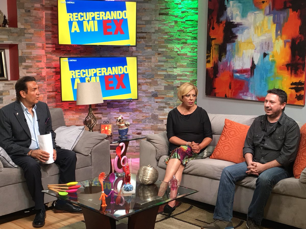 prensa_danna's tweet photo. En #TourDeMedios con #GabrielGuzman director de #RecuperandoAMiEx, aquí en Entrevista en @lacuchara_wtv
Gran Estreno 28 de Septiembre https://t.co/0xW1Y19GfR