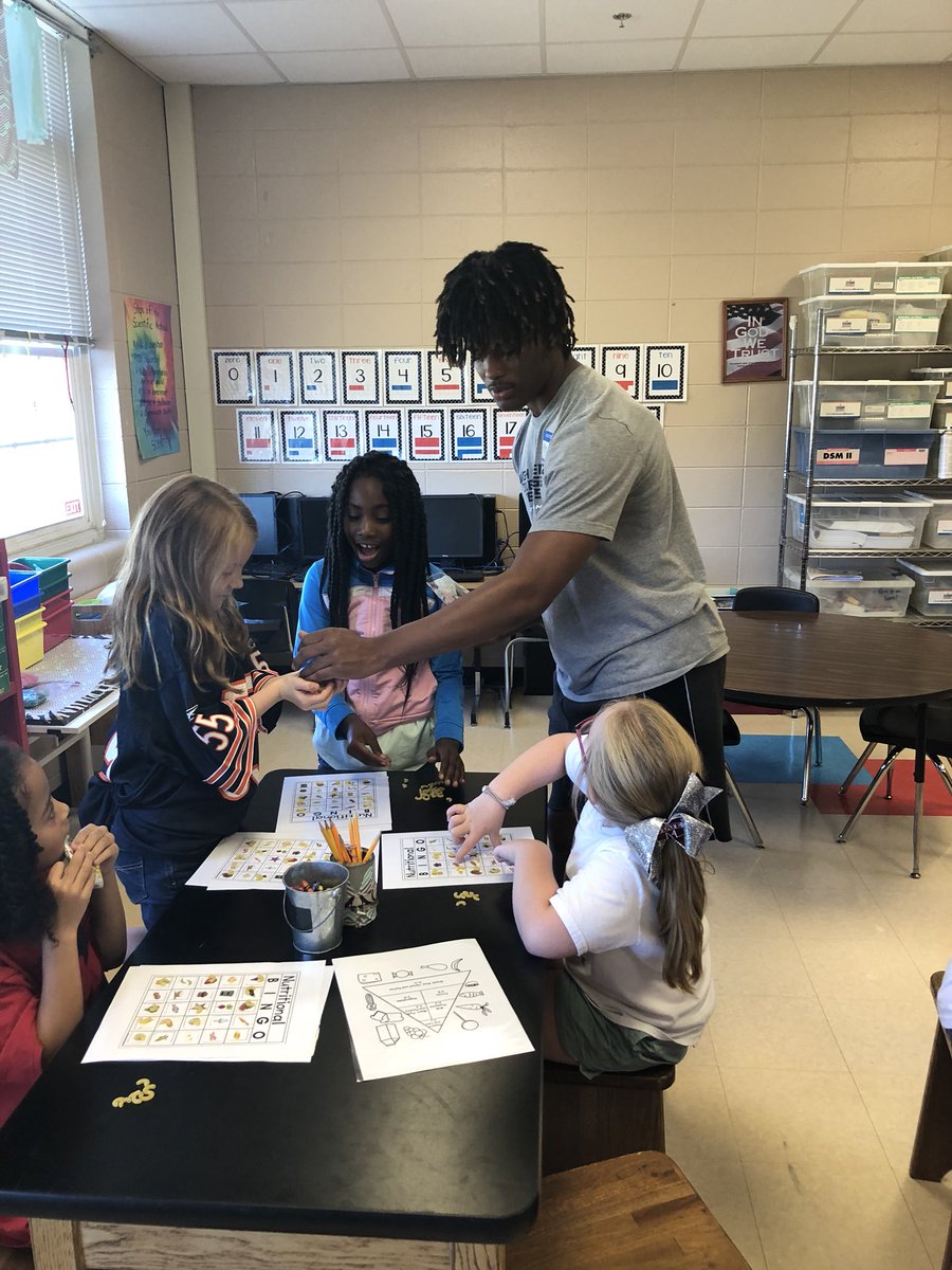 joynerTPSD's tweet photo. For senior project seniors are teaching the children about nutrition and playing nutritional bingo. #tpsd https://t.co/vqLNmjvaVt