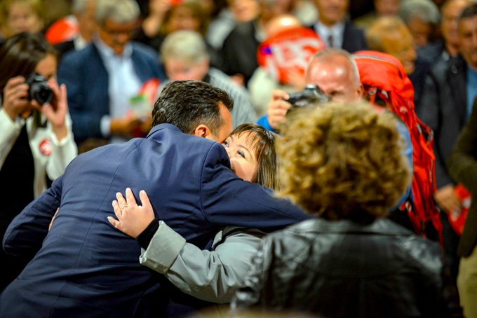 View image on Twitter