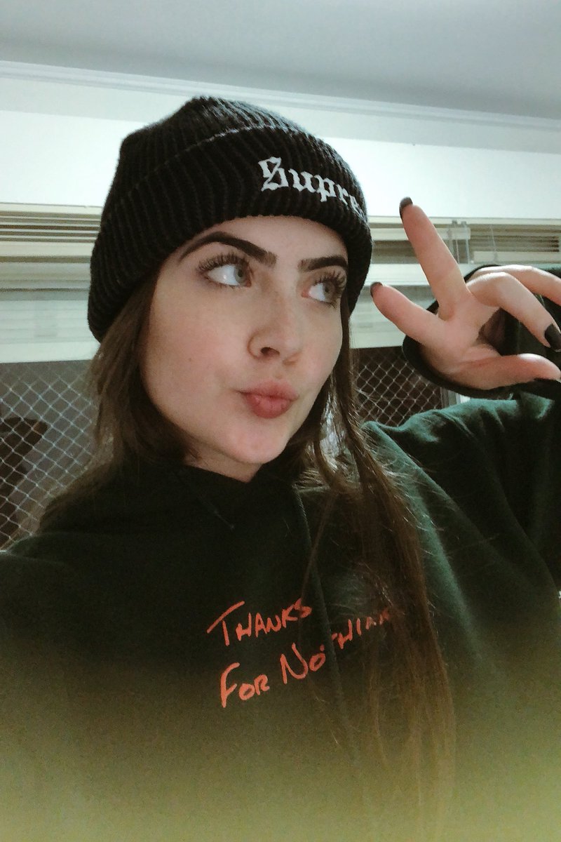 jadepicon's tweet photo. ihaaa bora dar RT aii pra votar! #JADEPICON #JADEPICONIG #MPN https://t.co/VvZhvYgusq