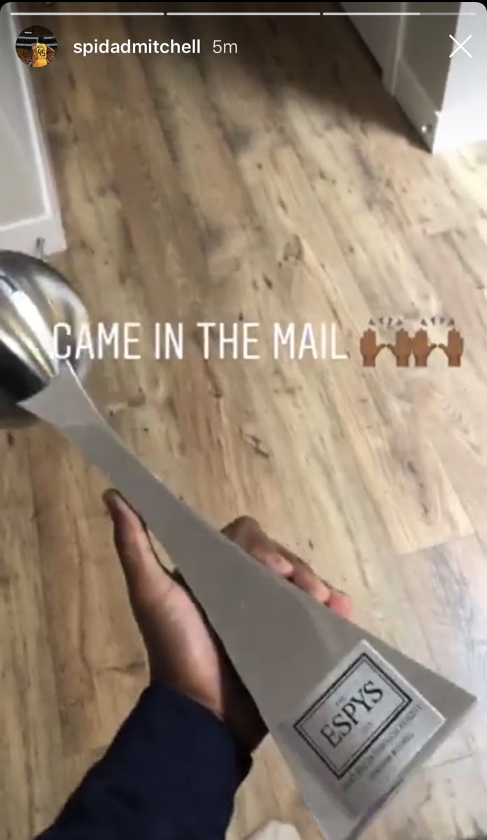 .@spidadmitchell got a little somethin’ in the 📫 today!  (via @spidadmitchell on Instagram) https://t.co/OYIIdXNaAf